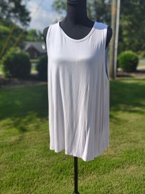 Old Navy White Swing Tank Top